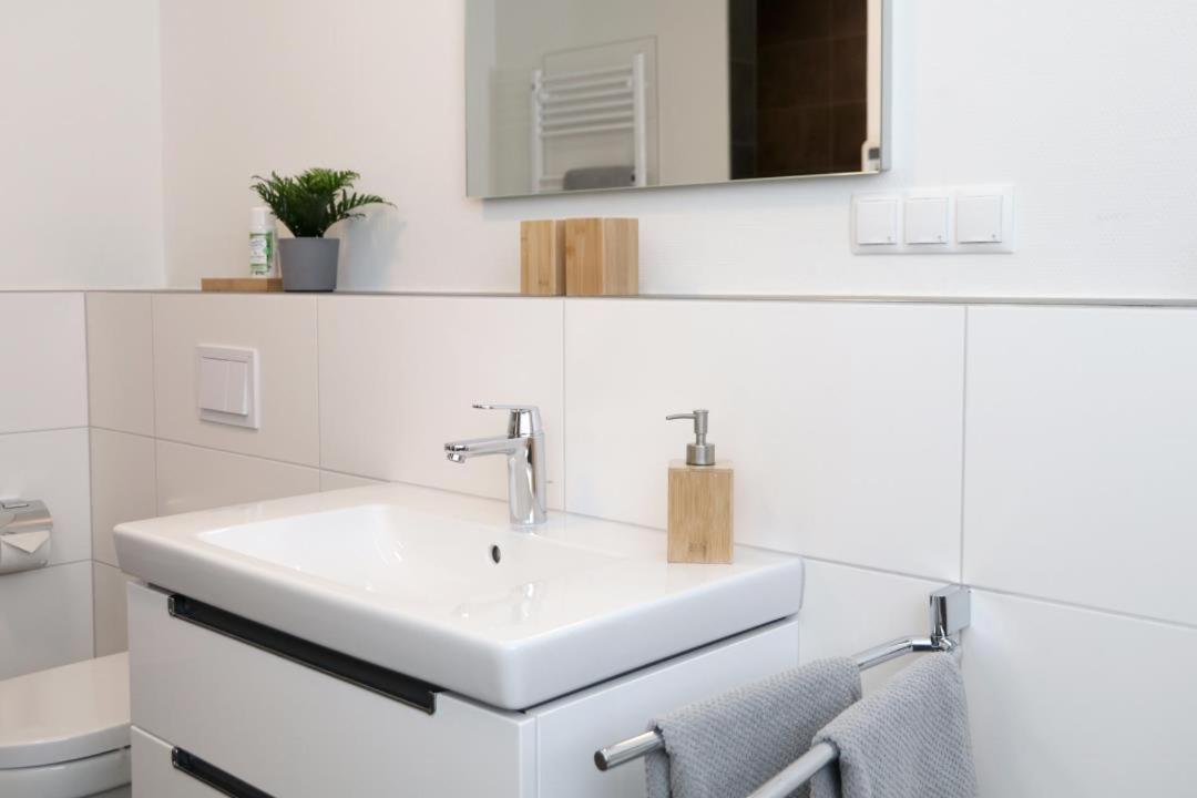 Diemelblick Acht - Ferienhaus Fuer 6 Personen Mit Sauna, Garten Und Dachterrasse Mit Panoramablick Heringhausen Buitenkant foto